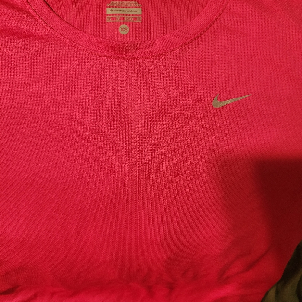 Nike Fushia dri-fit women's shirt
